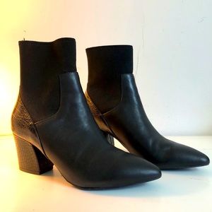 Steve Madden black leather booties